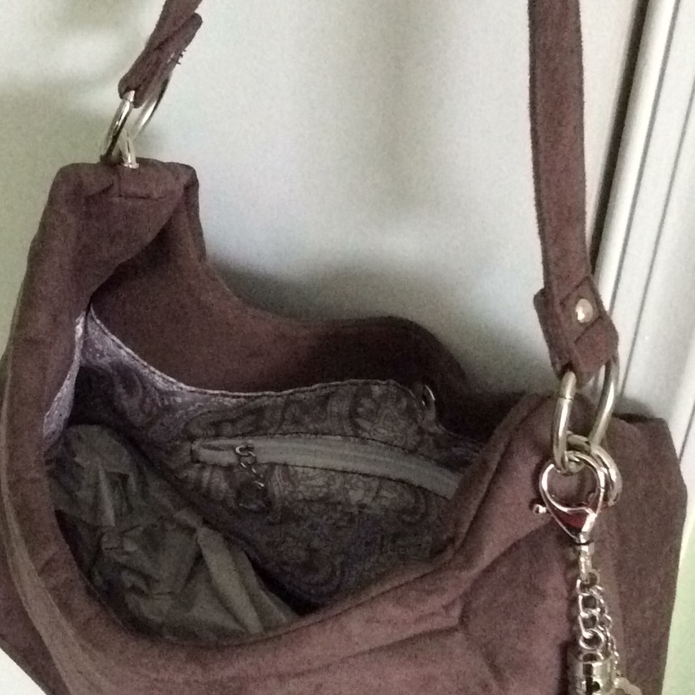 Bella Russo suede slouch handbag - Picture 2 of 8